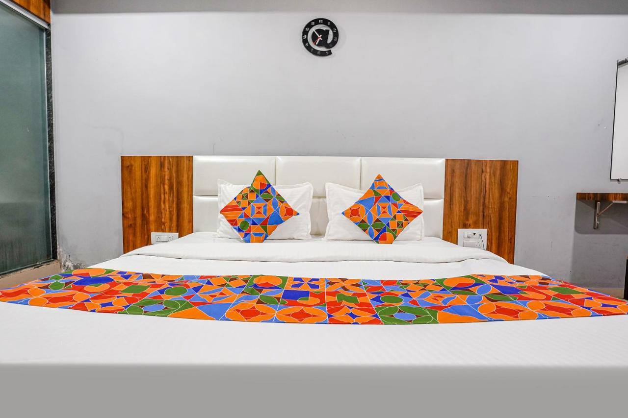 Fabhotel The Valentine - Udhna Road 苏拉特 外观 照片